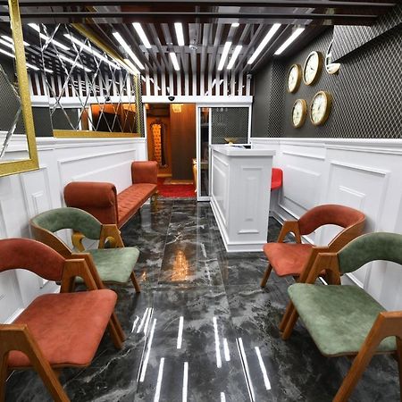 Sea Moon Hotel イスタンブール エクステリア 写真